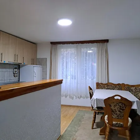 Mala Farma Nani Visoko