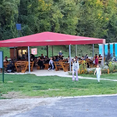 Farmház Mala Farma Nani