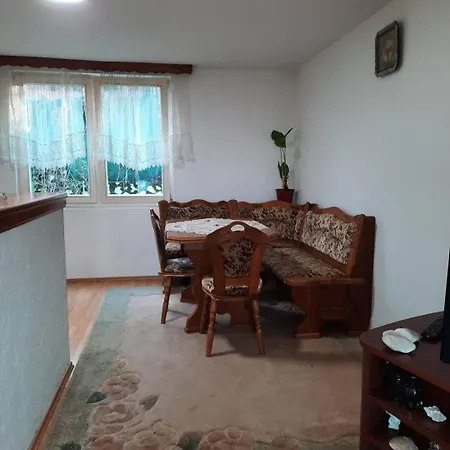 Mala Farma Nani Farmház